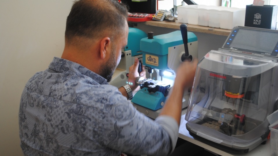 Şeyhli Anahtar Kopyalama