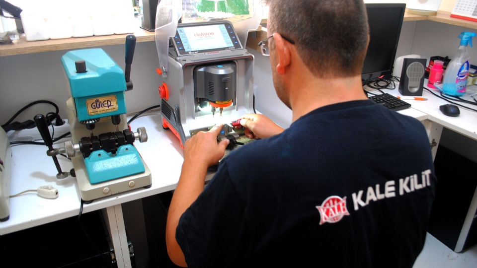 Şeyhli Anahtar Kopyalama